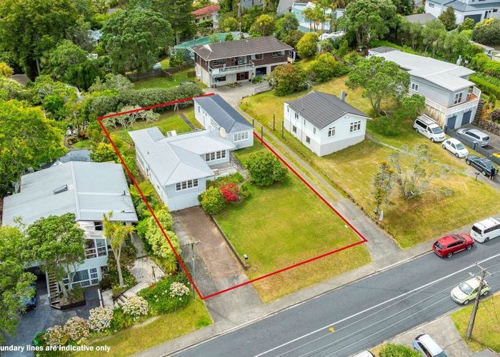  at 48 Woodlands Crescent, Browns Bay, North Shore City, Auckland