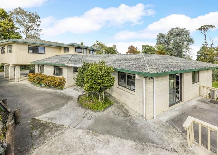  at 32 Gracechurch Drive, Flat Bush, Manukau City, Auckland