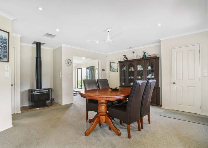  at 173 Robson Road, Ngahinapouri, Hamilton