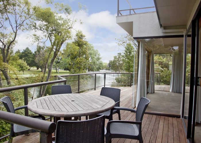  at 6 Ihaka Street, Hokowhitu, Palmerston North