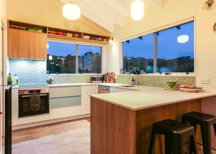  at 22 Gordon Road, Plimmerton, Porirua