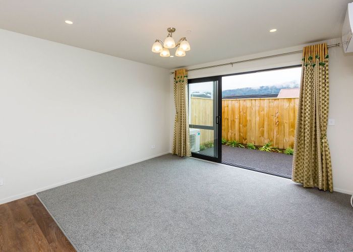  at 6 Exchange Street, Ebdentown, Upper Hutt, Wellington