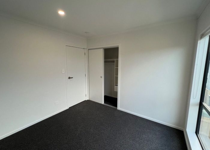  at 4/27 Wentworth Avenue, Papatoetoe, Manukau City, Auckland