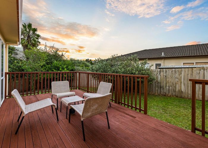  at 13 Ginders Drive, Massey, Waitakere City, Auckland