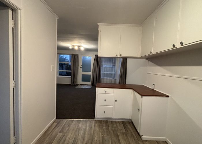  at 3/411 Mount Albert Road , Mount Roskill, Auckland City, Auckland