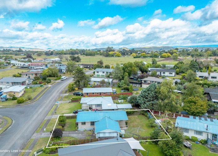  at 4 Leeton Drive, Waipukurau, Waipukurau