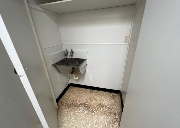  at 4/1 Orakei Road, Remuera, Auckland