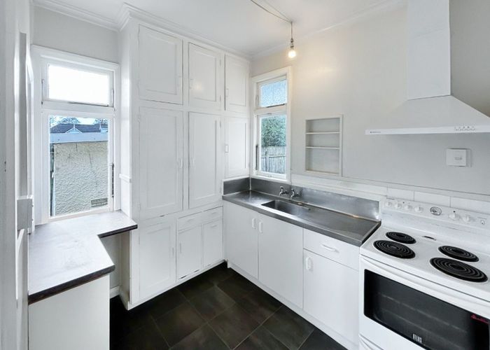 at 321 College Street, West End, Palmerston North, Manawatu / Whanganui