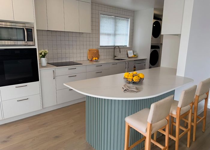  at 198 Whites Line East, Waiwhetu, Lower Hutt, Wellington