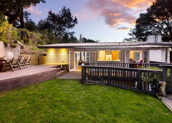  at 54 Chatsworth Road, Silverstream, Upper Hutt