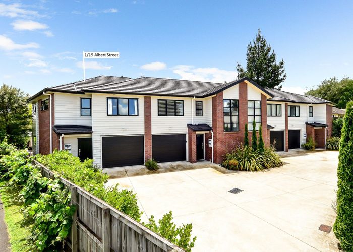  at 1/19 Albert Street, Hamilton East, Hamilton