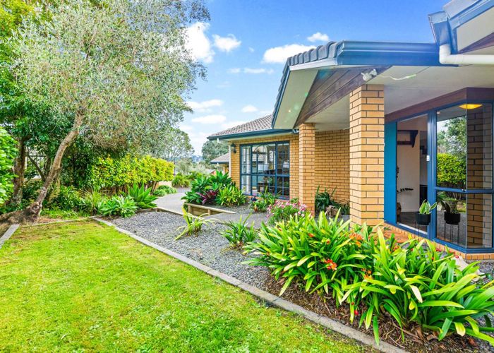  at 1  Northwood Avenue, Albany, North Shore City, Auckland