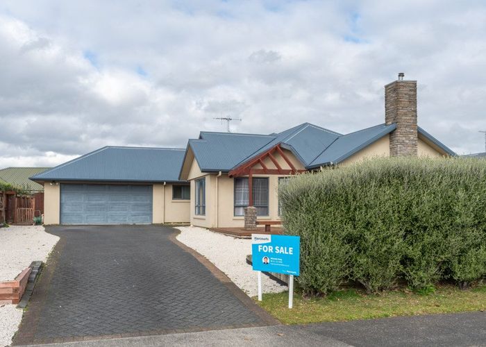  at 5 Sovereign Place, Rototuna North, Hamilton