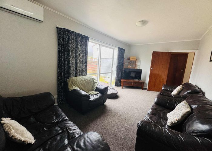  at 2/18 Eldon Grove, Taita, Lower Hutt