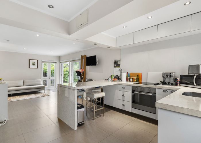  at 4/19 Epsom Avenue, Epsom, Auckland