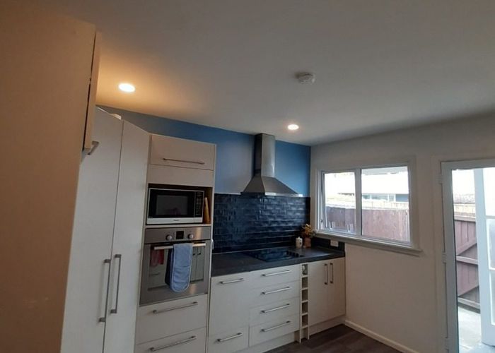  at 2/7a Curletts Road, Upper Riccarton, Christchurch City, Canterbury