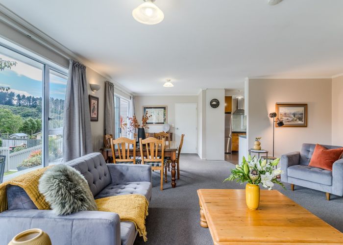  at 10 Sretlaw Place, Glenross, Dunedin, Otago
