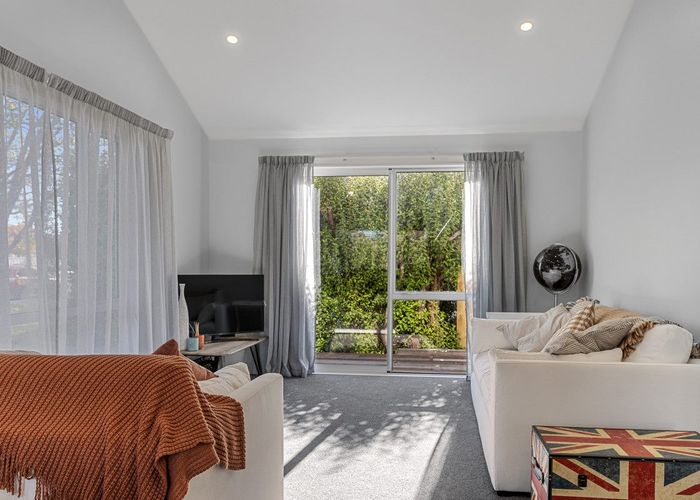  at 3B Brookside Terrace, Bryndwr, Christchurch