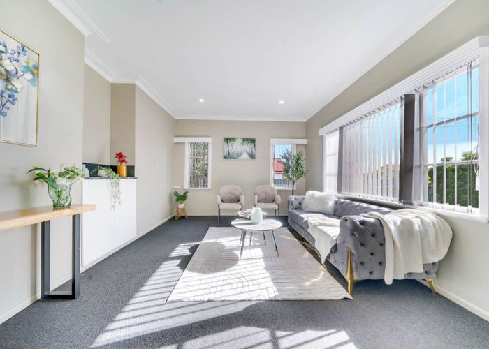  at 35  Seddon Avenue, Papatoetoe, Manukau City, Auckland