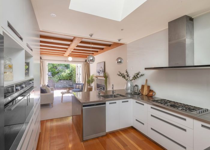  at 101 Inglis Street, Seatoun, Wellington
