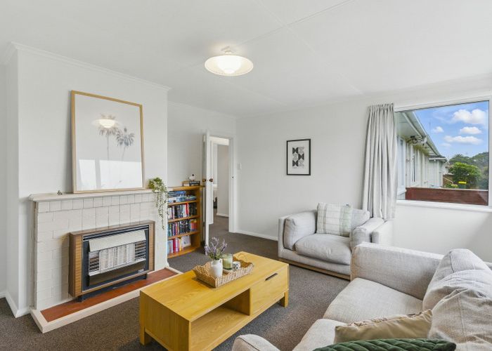  at 96 Main Road, Titahi Bay, Porirua, Wellington