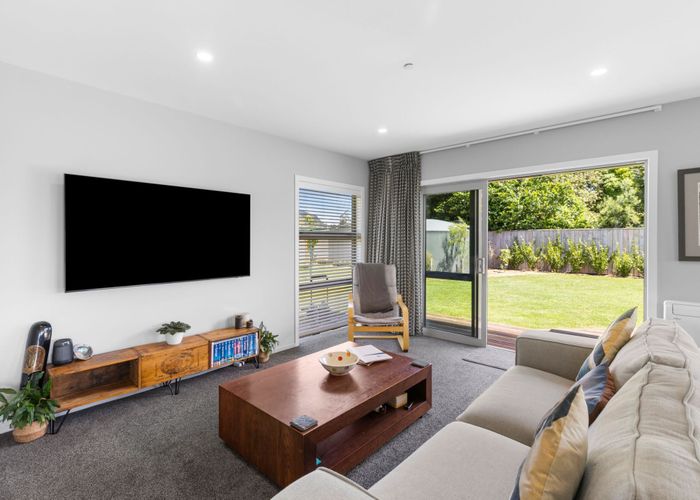  at 71 Glenview Road, Glen Eden, Auckland