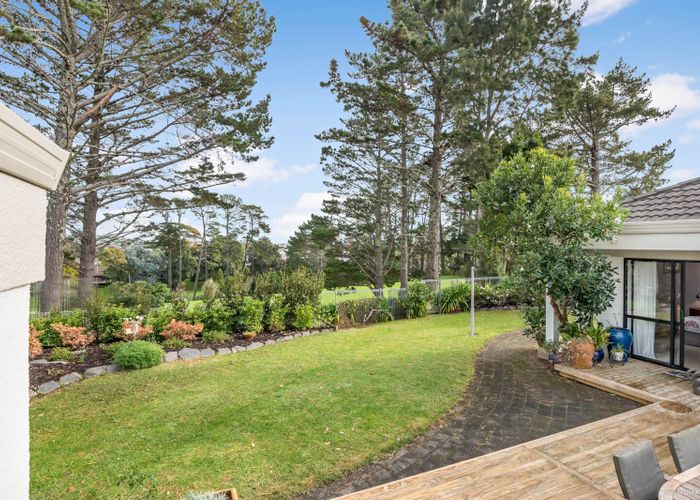  at 15 Isherwood Place, Saint Johns, Auckland