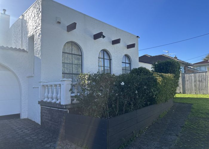  at 40 Tawa Road, Onehunga, Auckland
