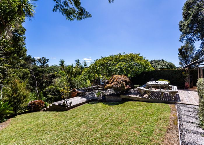  at 6 Learmonth Avenue, Birkenhead, North Shore City, Auckland