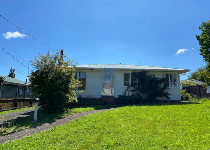  at 15A Kereru Street, Henderson, Auckland