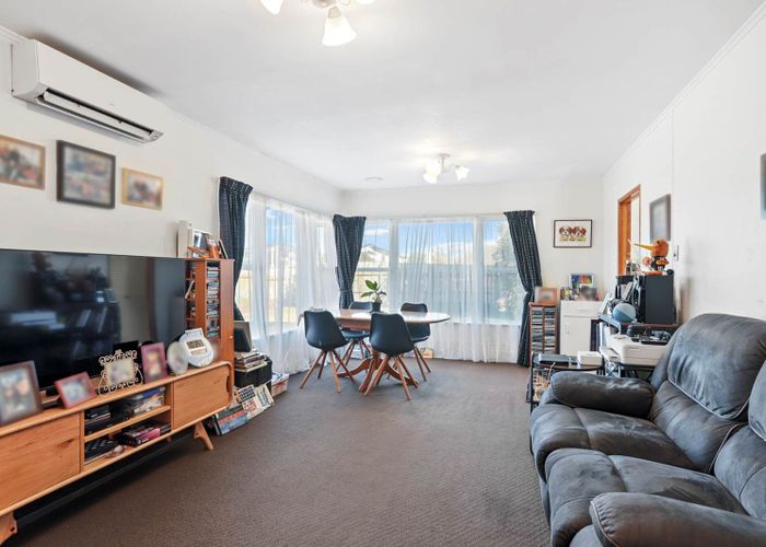  at 1/663 Te Atatu Road, Te Atatu Peninsula, Waitakere City, Auckland