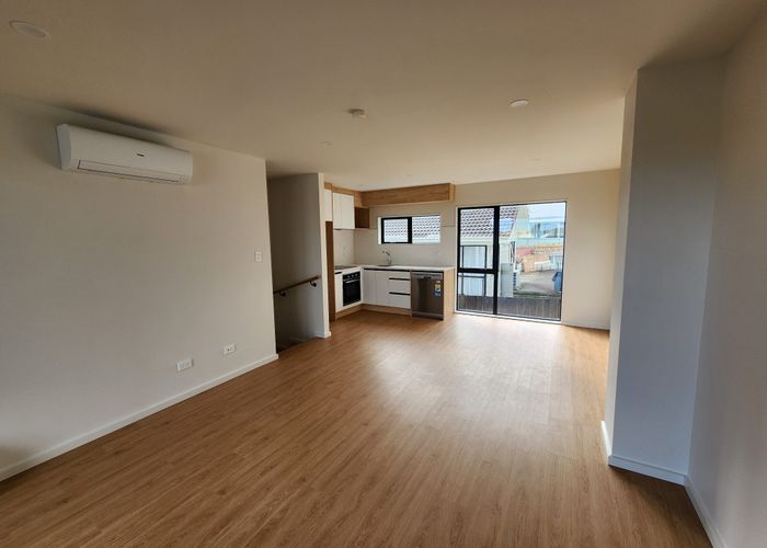  at 9D Landette Road, Manurewa, Auckland