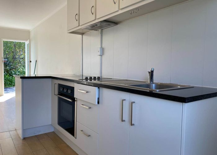  at 3/134 Edmonton Road, Te Atatu South, Auckland