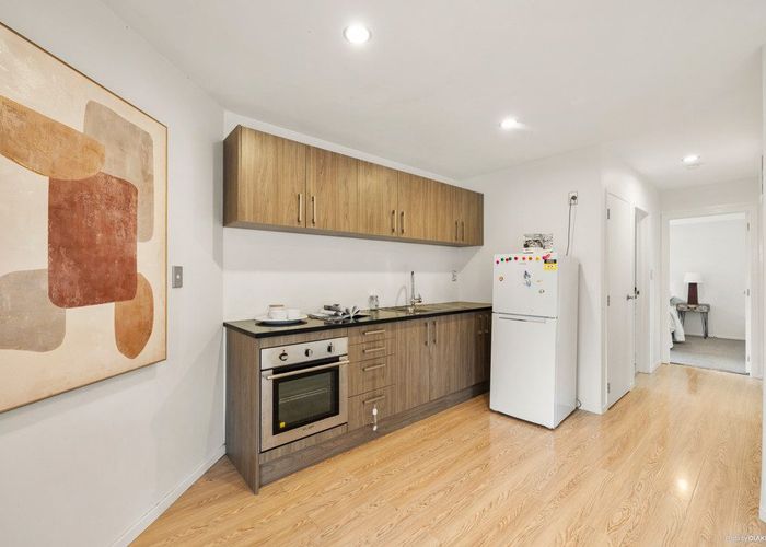  at 6 Brabham Place, Avondale, Auckland City, Auckland