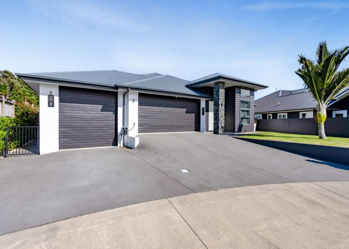  at 10 Augusta Grove, Waiwhakaiho, New Plymouth