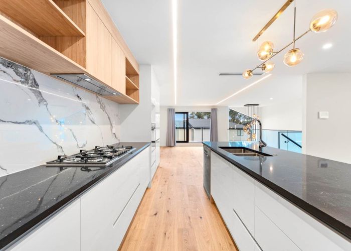  at 10 Anehu Place, Greenhithe, North Shore City, Auckland