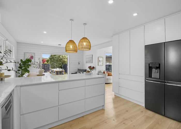  at 21 Woodstock Place, Avonhead, Christchurch City, Canterbury