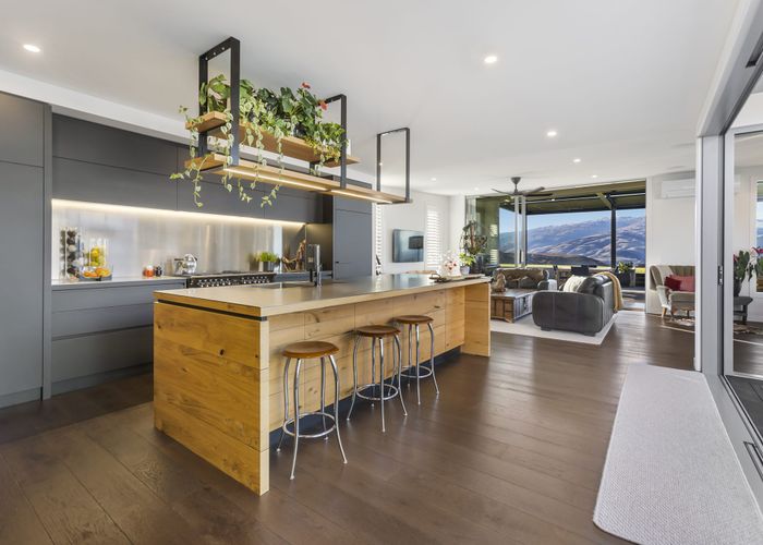  at 102 Hall Road, Bannockburn, Cromwell