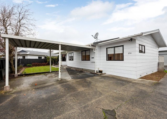  at 25C Garland Drive, St Andrews, Hamilton