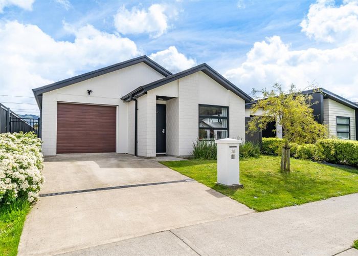  at 36 Te Kaeaea Crescent, Wallaceville, Upper Hutt, Wellington