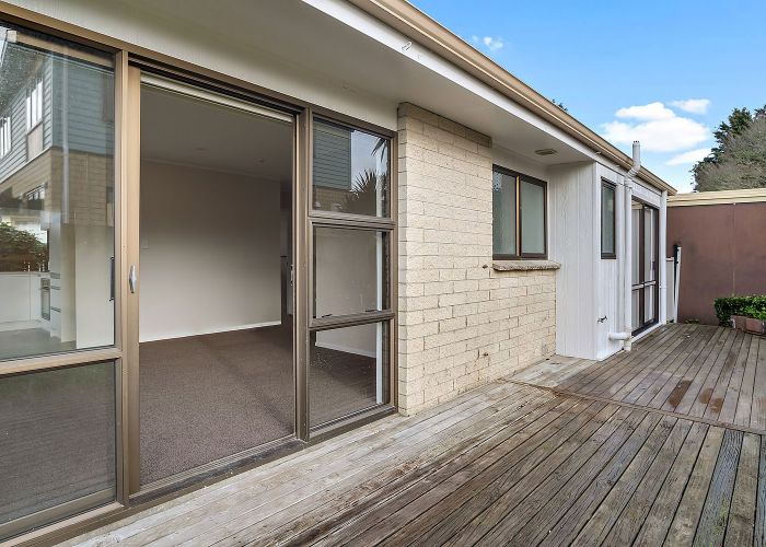  at 4/9 Allen Avenue, Papatoetoe, Manukau City, Auckland