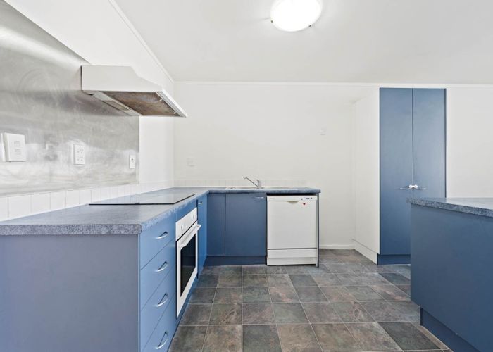  at 51 Kona Crescent, Henderson, Waitakere City, Auckland