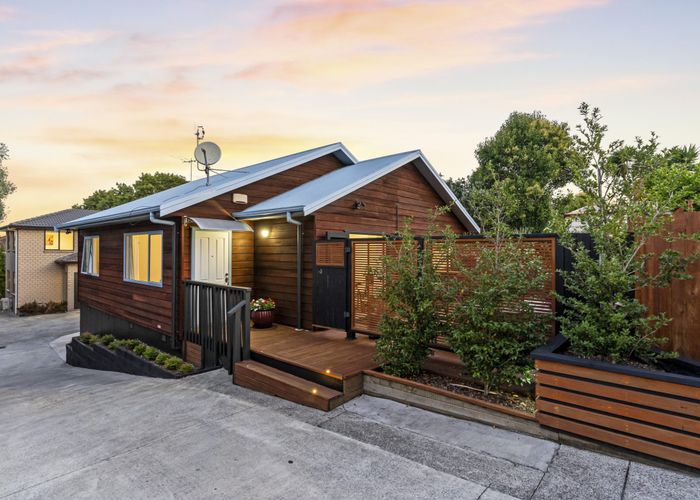  at 49A Panorama Road, Mount Wellington, Auckland