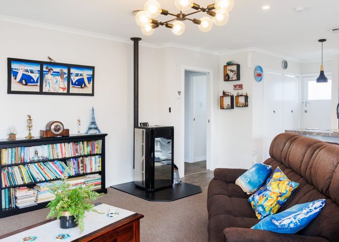  at 33 Highbury Avenue, Highbury, Palmerston North