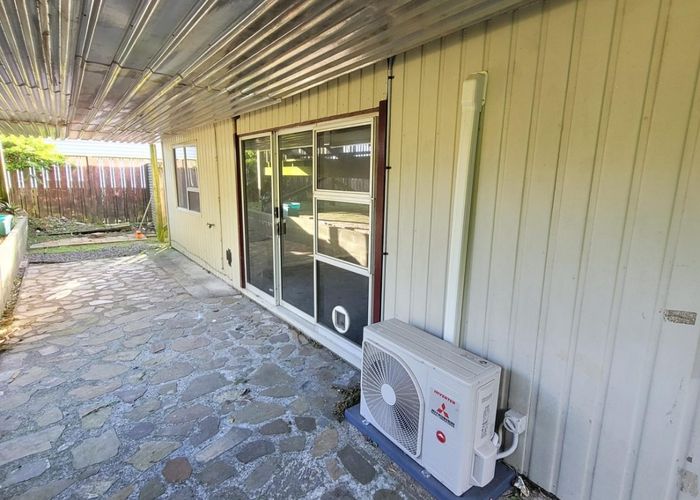  at 15 Edgecombe Street, Newlands, Wellington