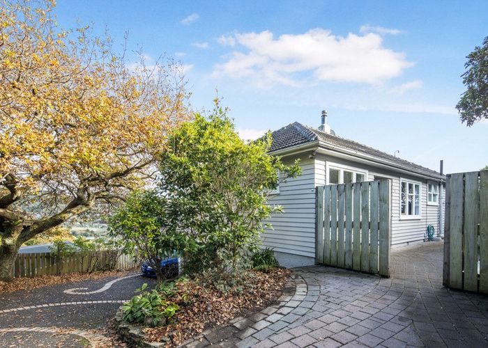  at 34 Chesterton Street, Johnsonville, Wellington