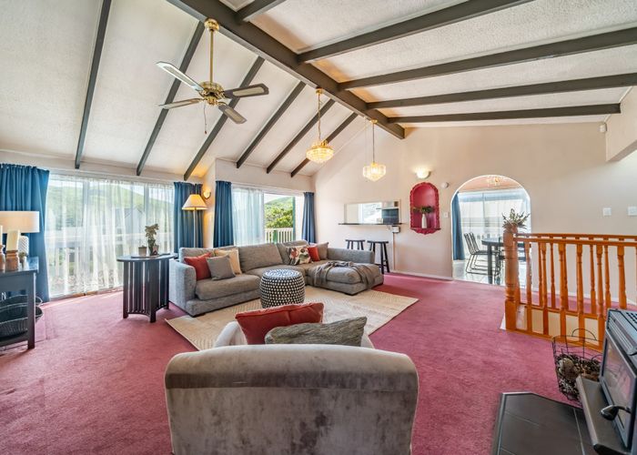  at 6 Haast Close, Kelson, Lower Hutt