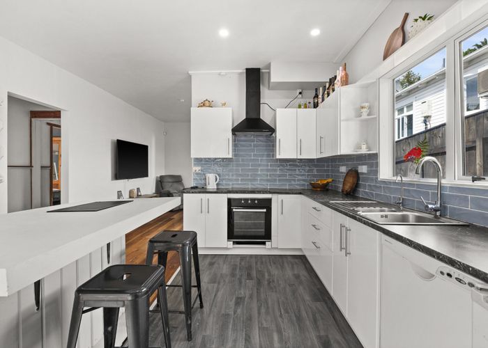  at 5 Smale Terrace, Hospital Hill, Napier, Hawke's Bay