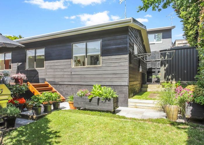  at 37C Bay Road, Saint Heliers, Auckland