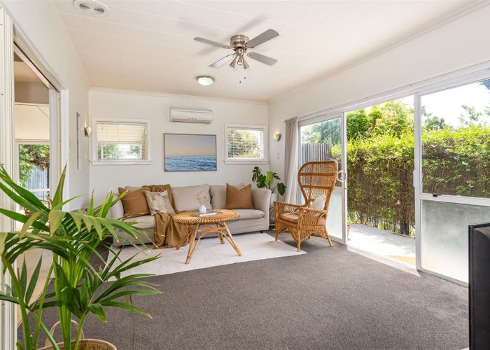  at 33 Charlesworth Street, Woolston, Christchurch